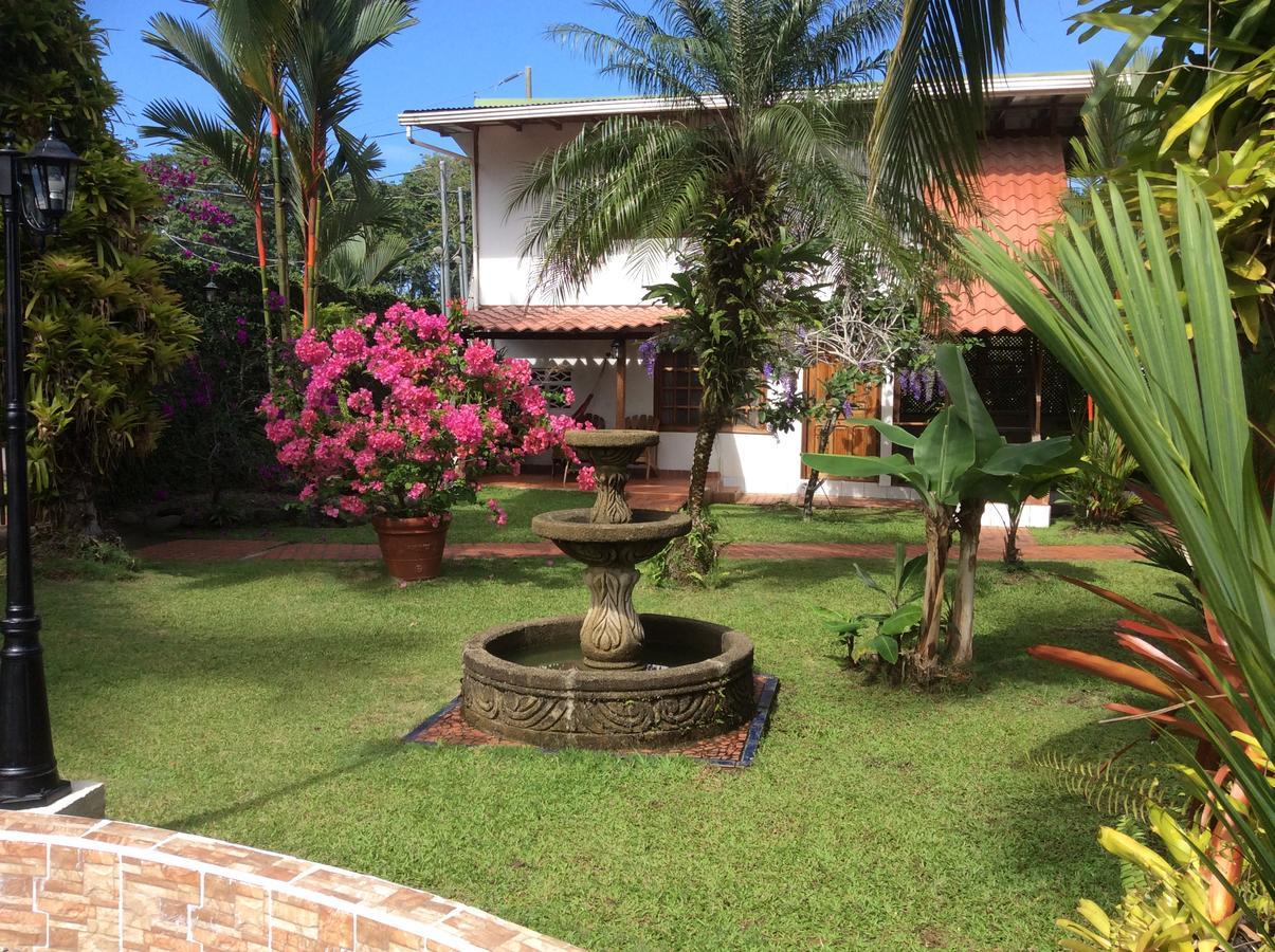 Posada Nena Caribe Puerto Viejo de Talamanca Bagian luar foto